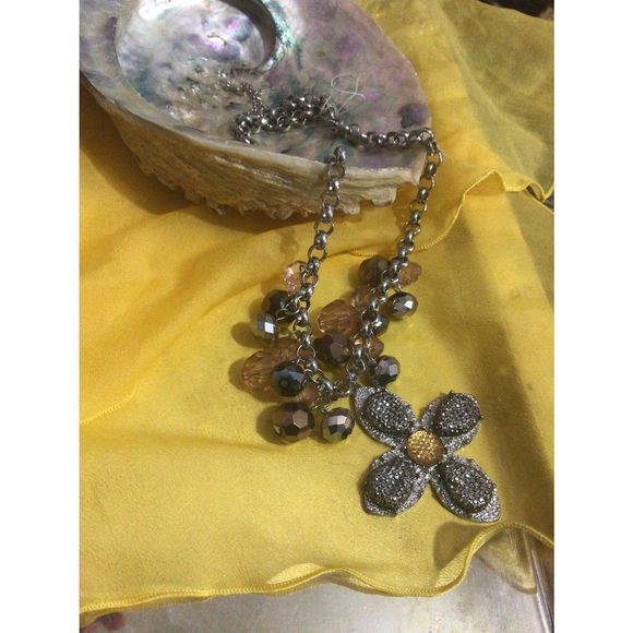 NWT New Bohemian Flower Beaded Necklace Silver & Gold Chunky Chain 20” - Picture 3 of 16